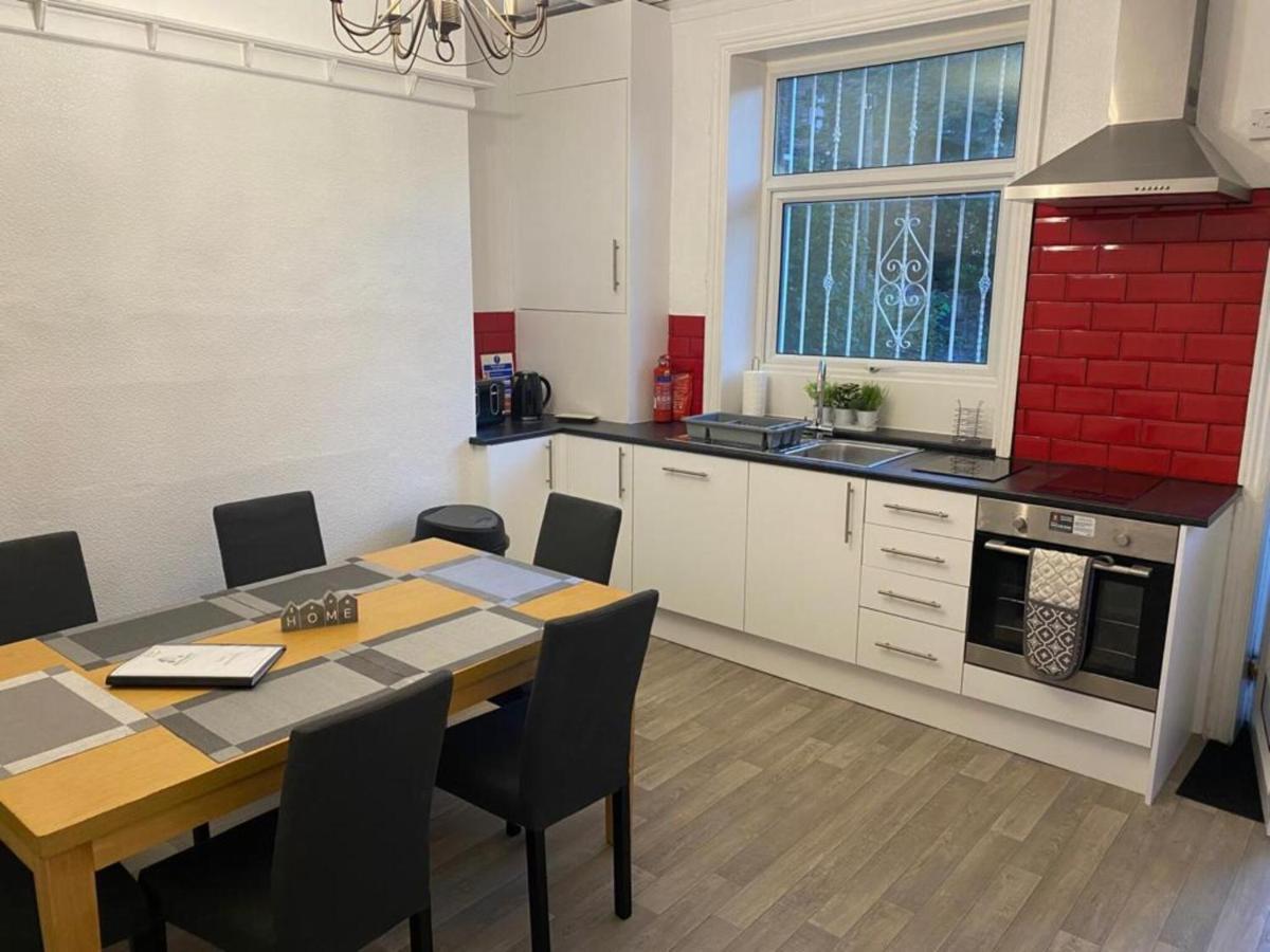 St Pauls Rd - Townhouse Accommodation Bradford  Eksteriør billede