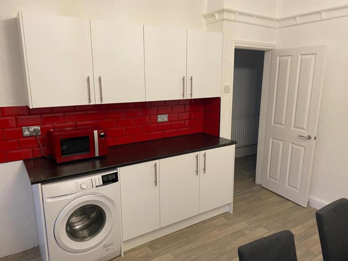 St Pauls Rd - Townhouse Accommodation Bradford  Eksteriør billede